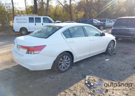 2011 Honda Accord 2.4 Ex-L from USA, damaged, VIN 1HGCP2F89BA061542
